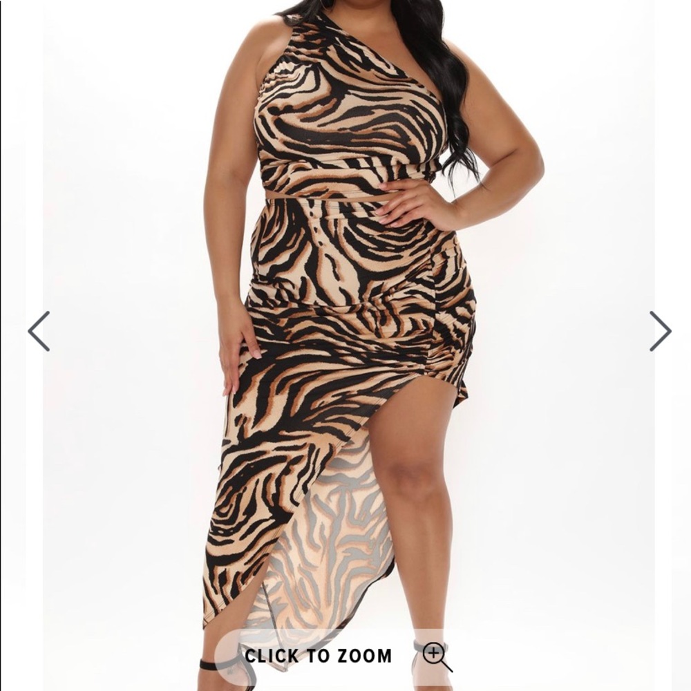 Two piece skirt and top set